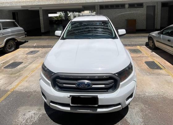 FORD RANGER 2.2 XLS 4X4 CD 16V DIESEL 4P AUTOMÁTICO FORD RANGER 2.2 XLS 4X4 CD 16V DIESEL 4P AUTOMÁTICO